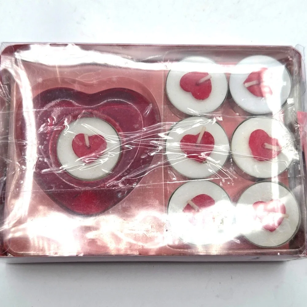 RED Heart‎ Shaped Candle and 6 Heart Shaped Tea Lights in Box